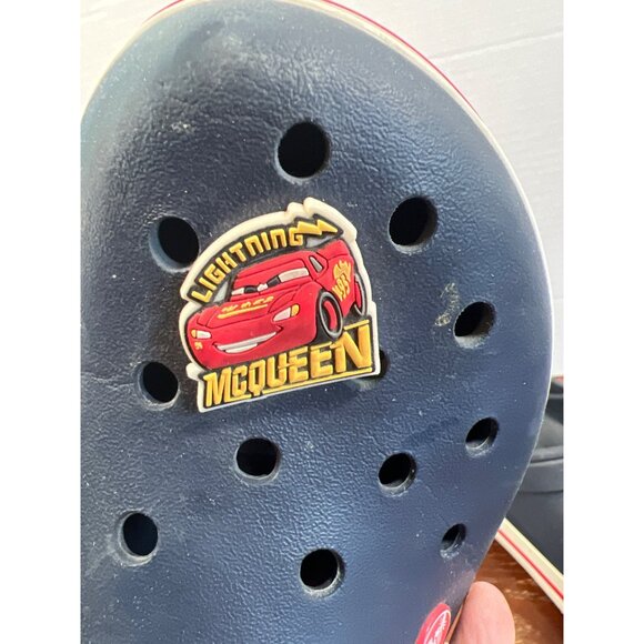 Crocs Lightning McQueen Navy Blue Clogs With Red & White Stripe Size 10/12 - Picture 2 of 6